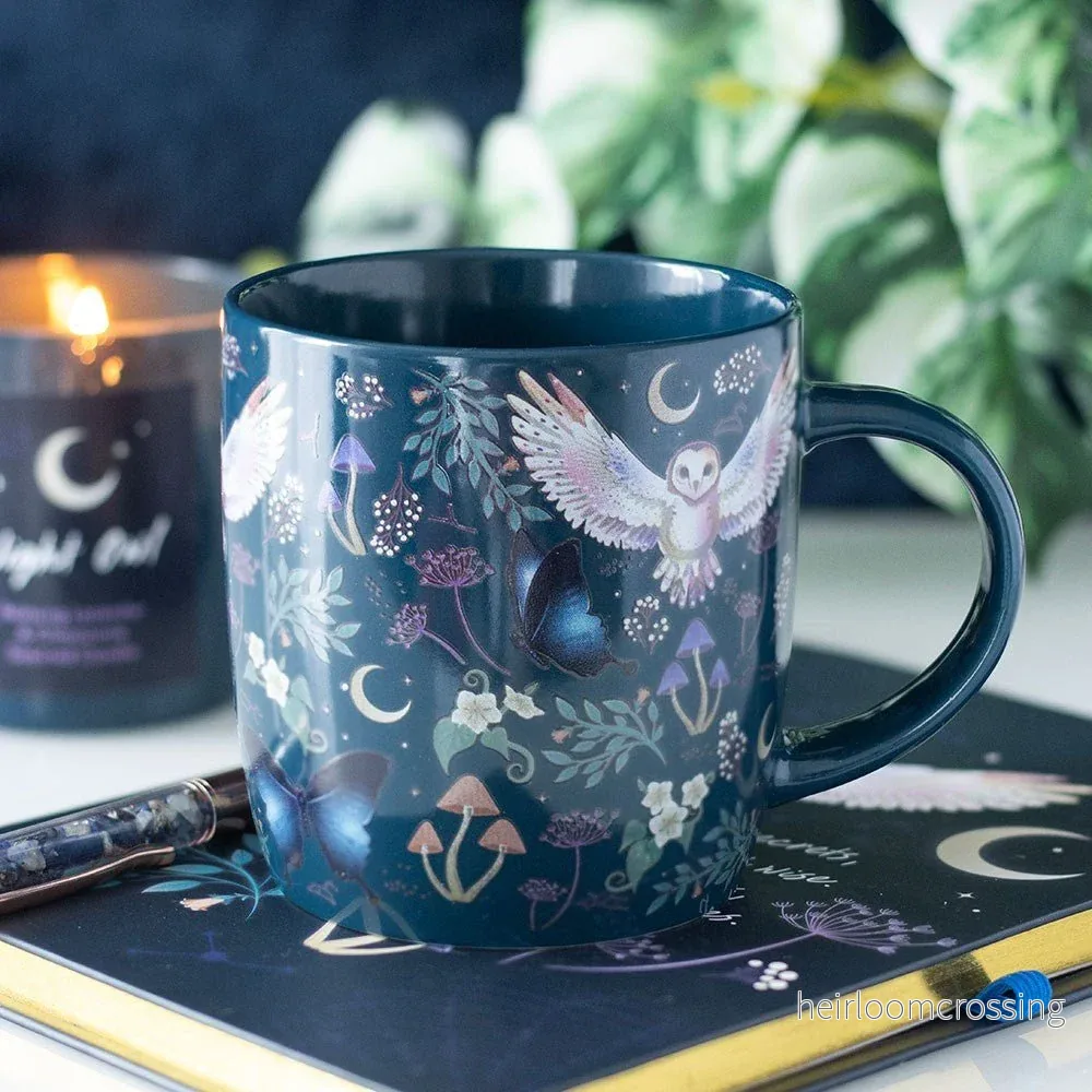 Night Flight All Over – Mystiskt uggletryckt keramikmugg, 320ml