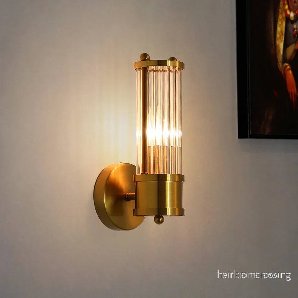 Vägglampa badrum – modern design i guld Vägglampa badrum – modern design i guld