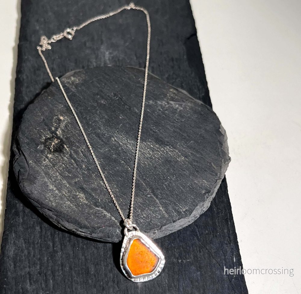 Silverhalsband med strandglas Lätta Silverhalsband med strandglas Lätta