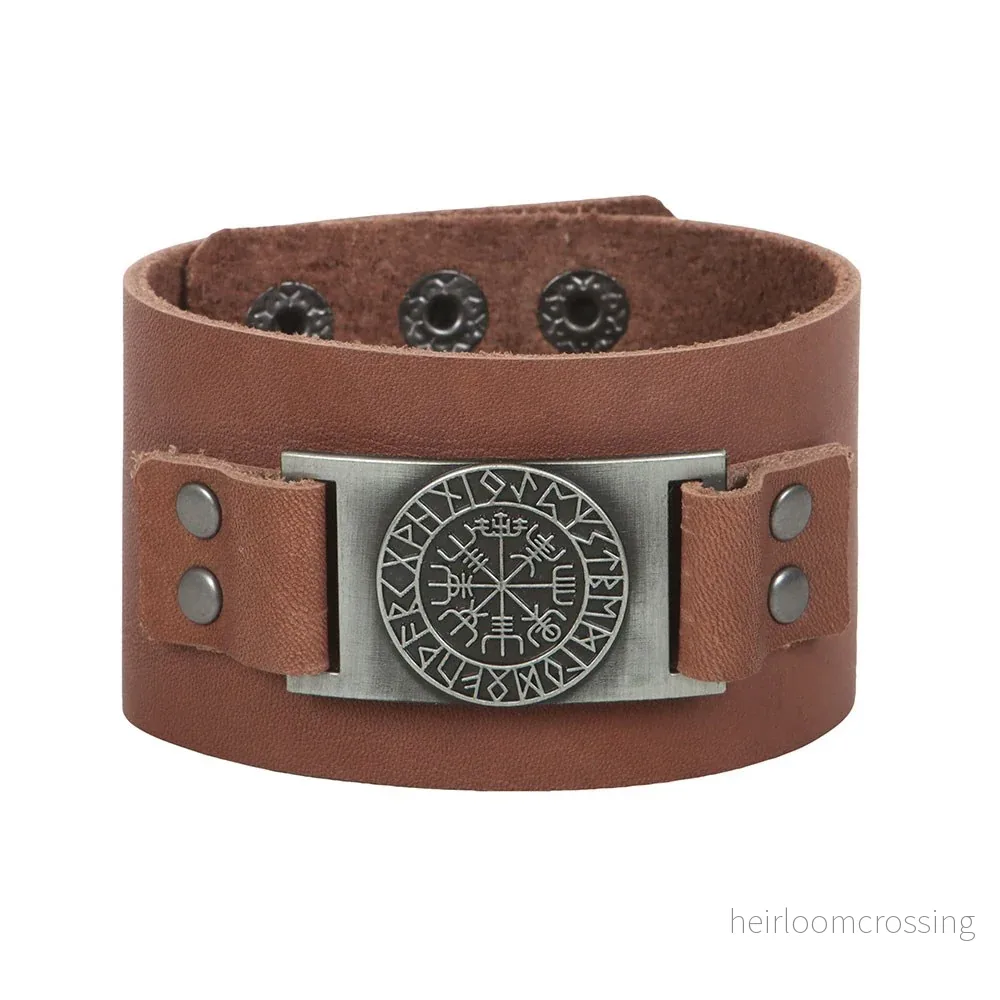 Vegvísir-armband i läder – brun
