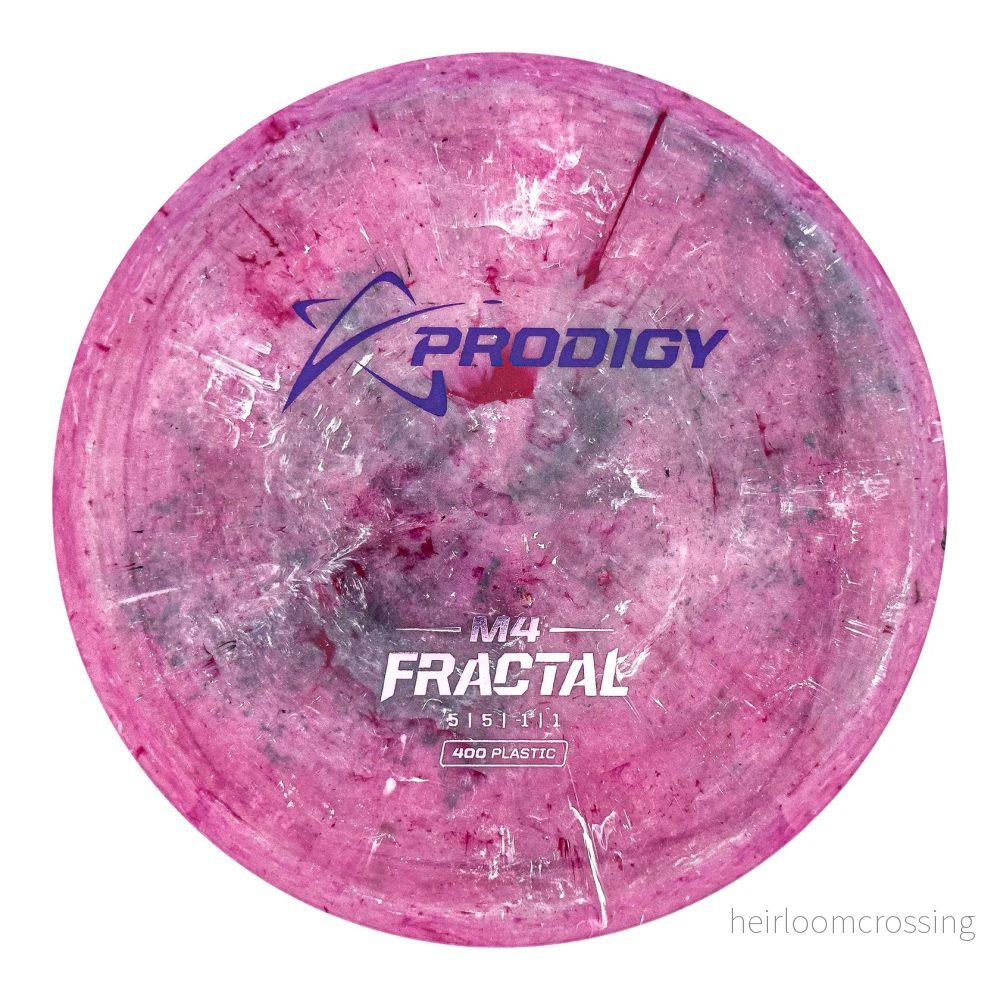 M4 400 Fractal M4 400 Fractal