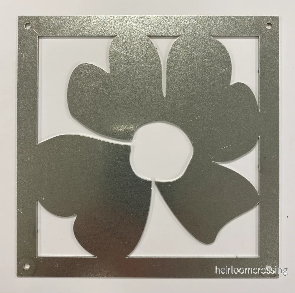 Prydnadsplatta Flora med ram 15 x 15 – zink Prydnadsplatta Flora med ram 15 x 15 – zink