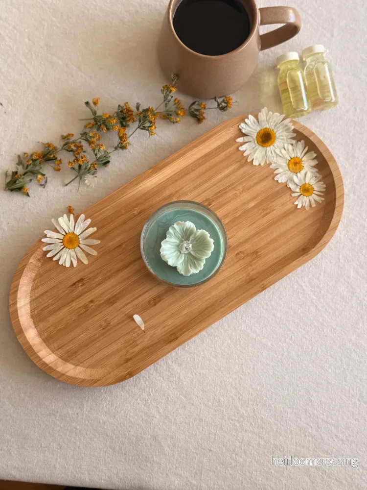 Sage Serenity – Vegan Soy Flower Candle - Bild 2