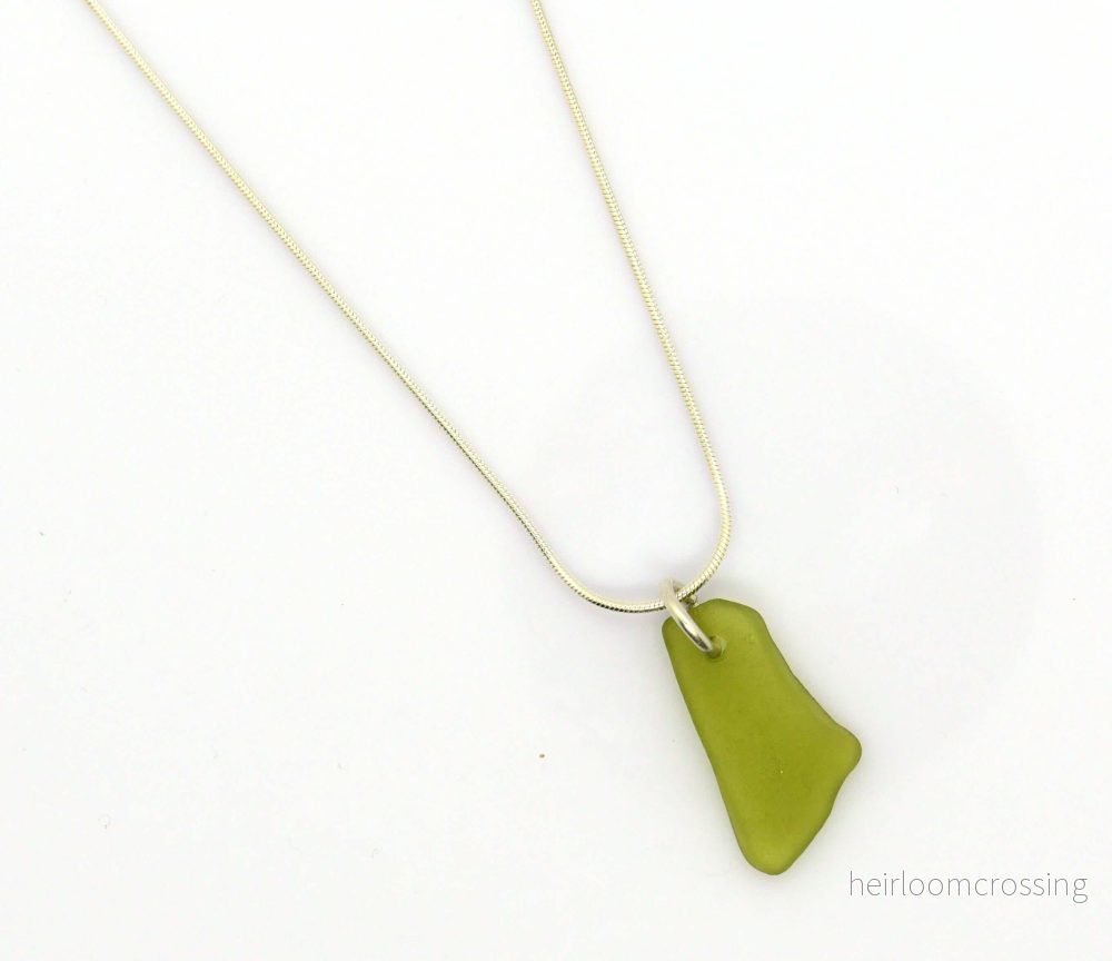 Silverhalsband med strandglas Gippa Silverhalsband med strandglas Gippa