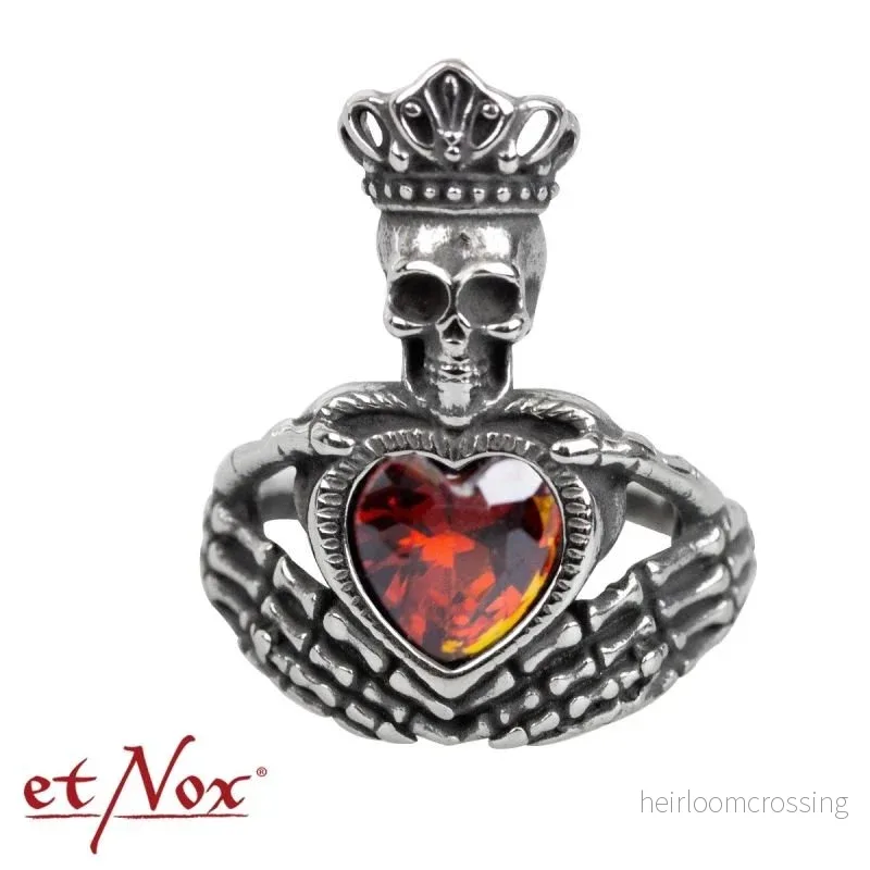 Claddagh, ring i rostfritt stål med röd sten, från etNox Claddagh, ring i rostfritt stål med röd sten, från etNox