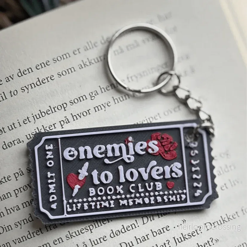 Keyring – Enemies To Lovers Book Club Keyring – Enemies To Lovers Book Club