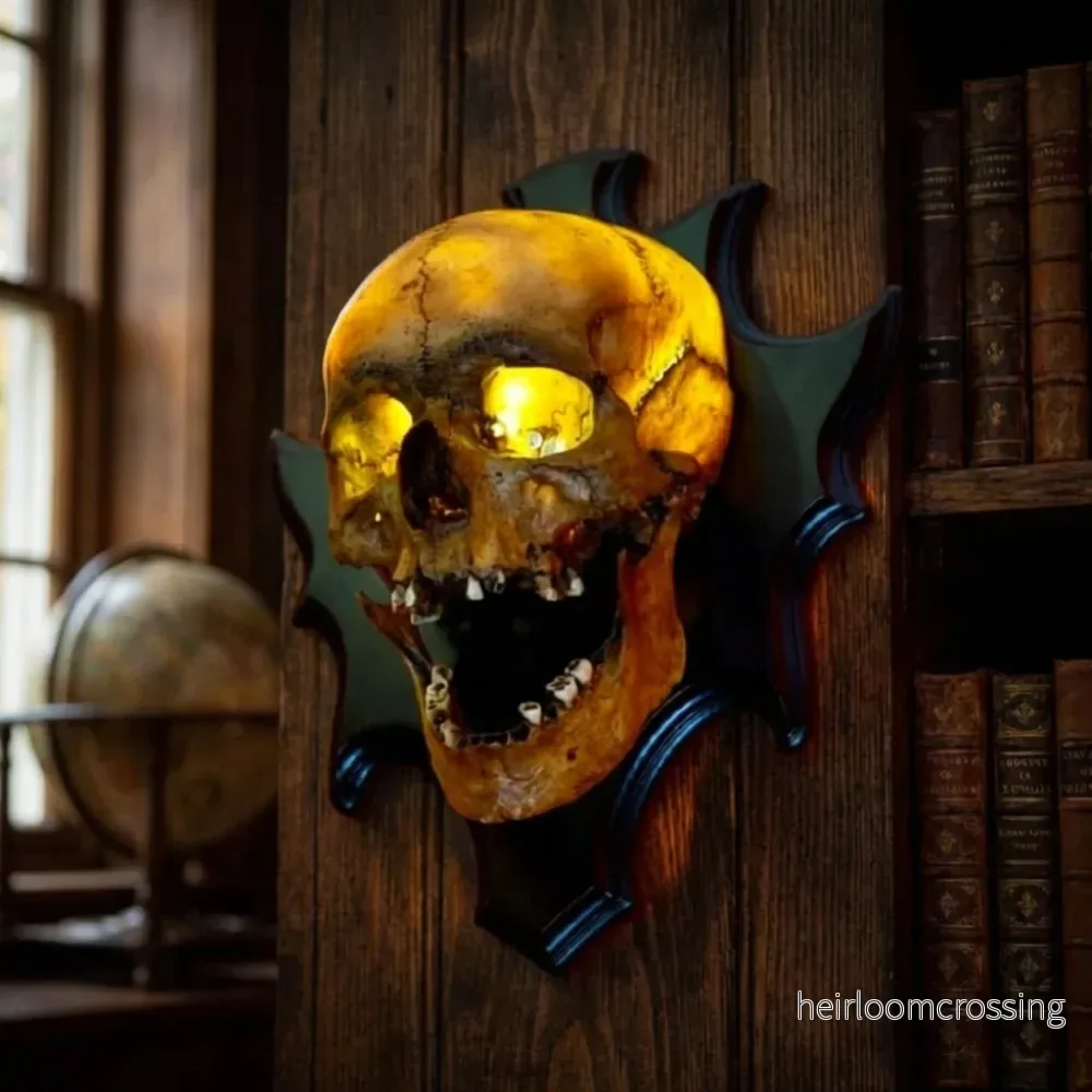 Väggmonterad dödskallelampa – Nocturiskull