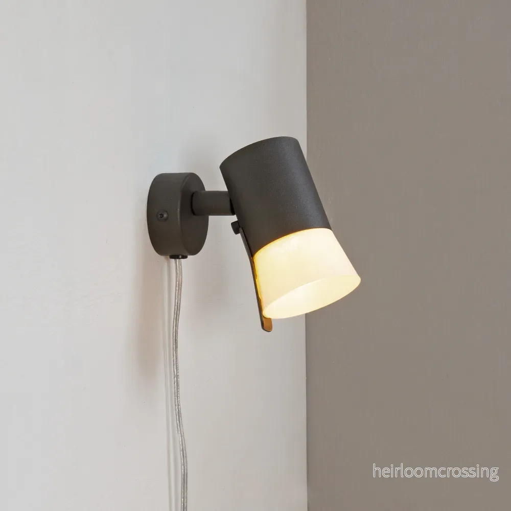Bezzy vägglampa - Bild 2