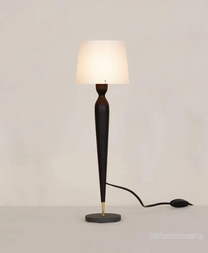 Mizz Zippy bordslampa svart bets Mizz Zippy bordslampa svart bets