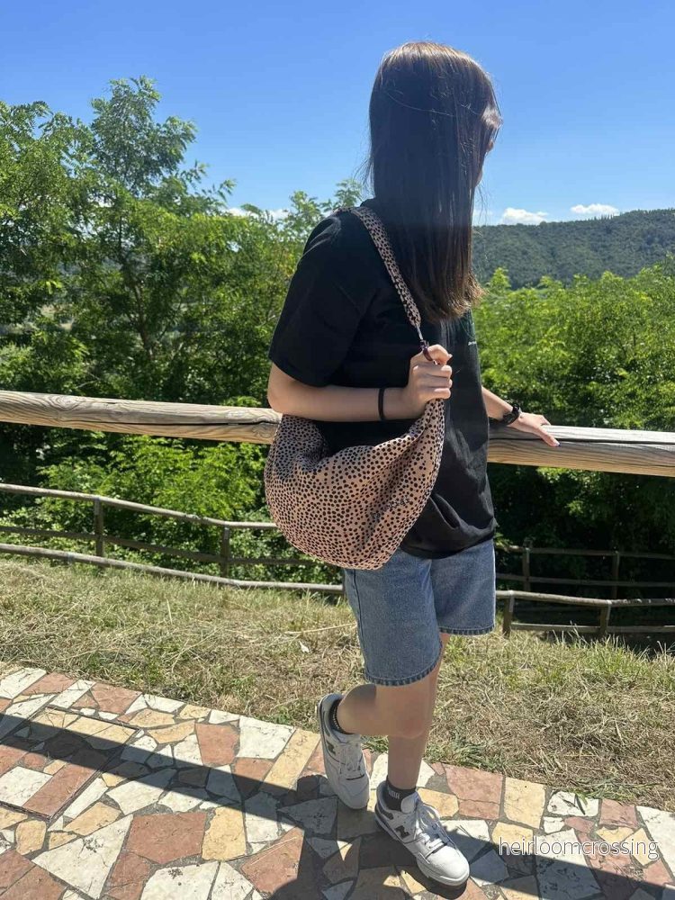 Handgjord Hobo Väska – Creme med Prickar - Bild 2