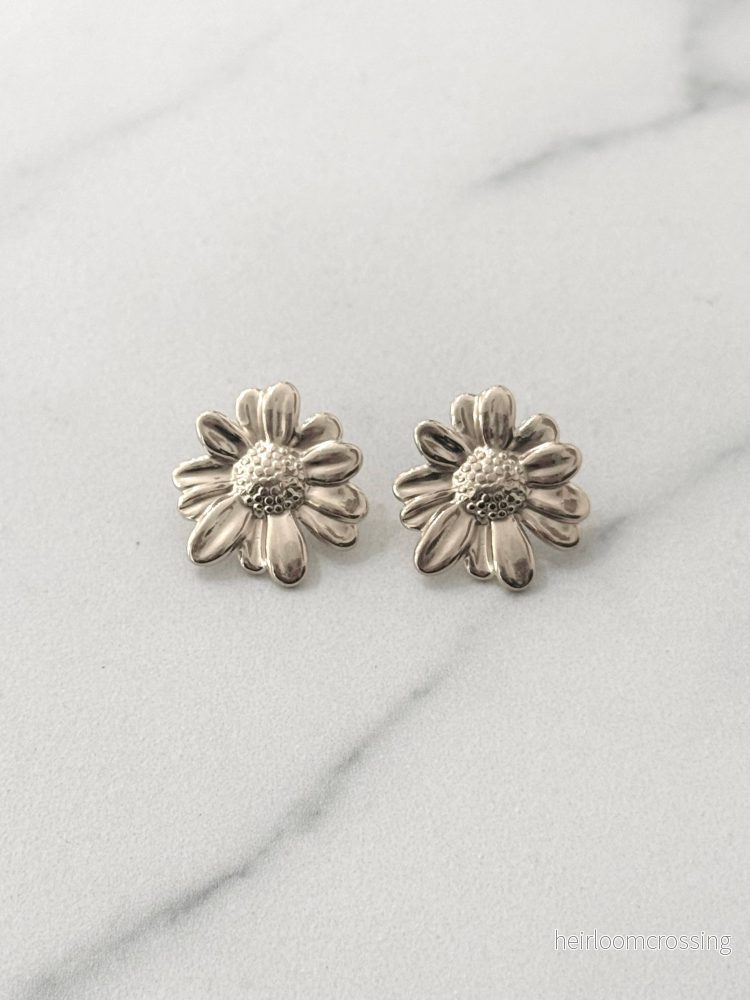 Blommiga Örhängen: Silver