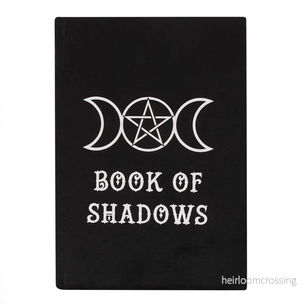 Anteckningsbok – Book of shadows Anteckningsbok – Book of shadows