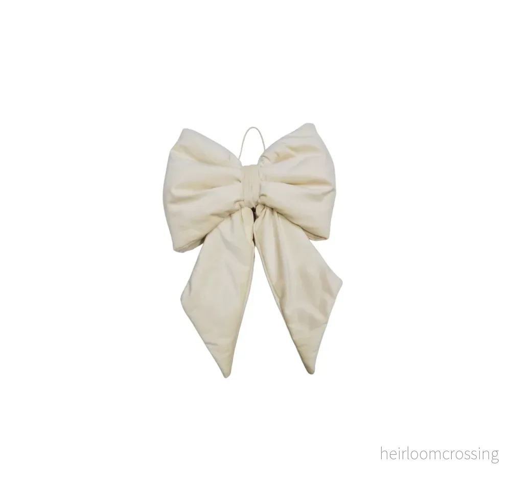 Midsize Bow – Ornament (25x35cm) Midsize Bow – Ornament (25x35cm)