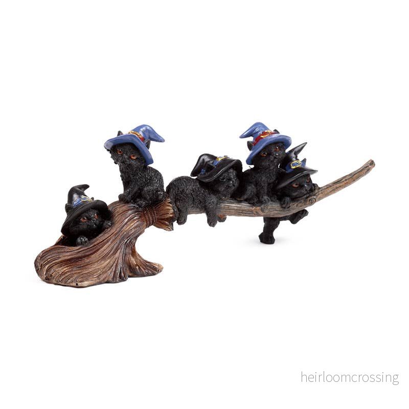 Häxans Svarta Katt – Dekoration i Resin Häxans Svarta Katt – Dekoration i Resin