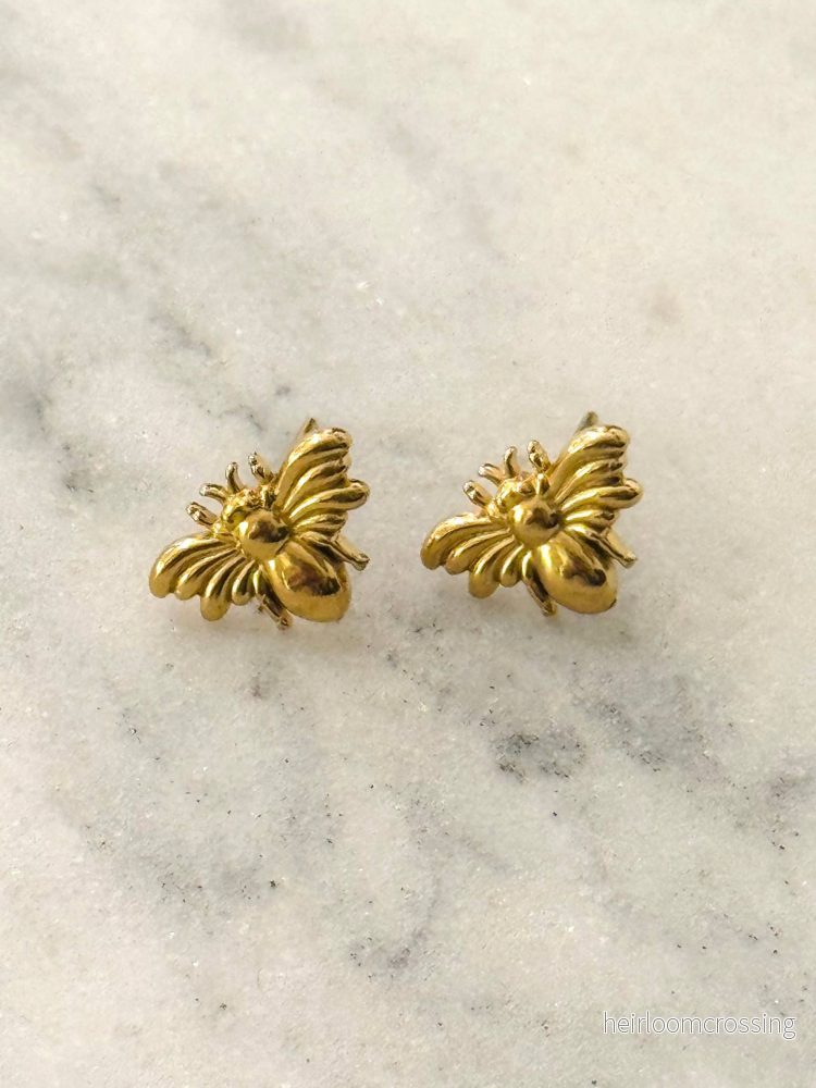 Minimalistiska Bi- Örhängen: Guld