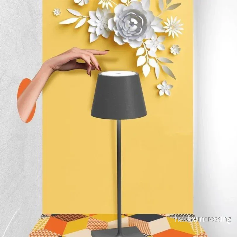 Touch-känslig LED-bordslampa – LumiFlex Touch-känslig LED-bordslampa – LumiFlex