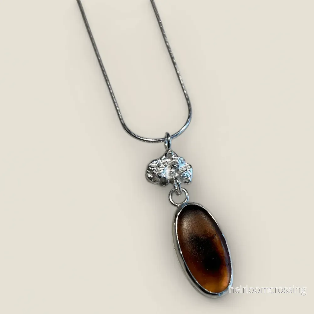 Silverhalsband med strandglas Droppe Silverhalsband med strandglas Droppe