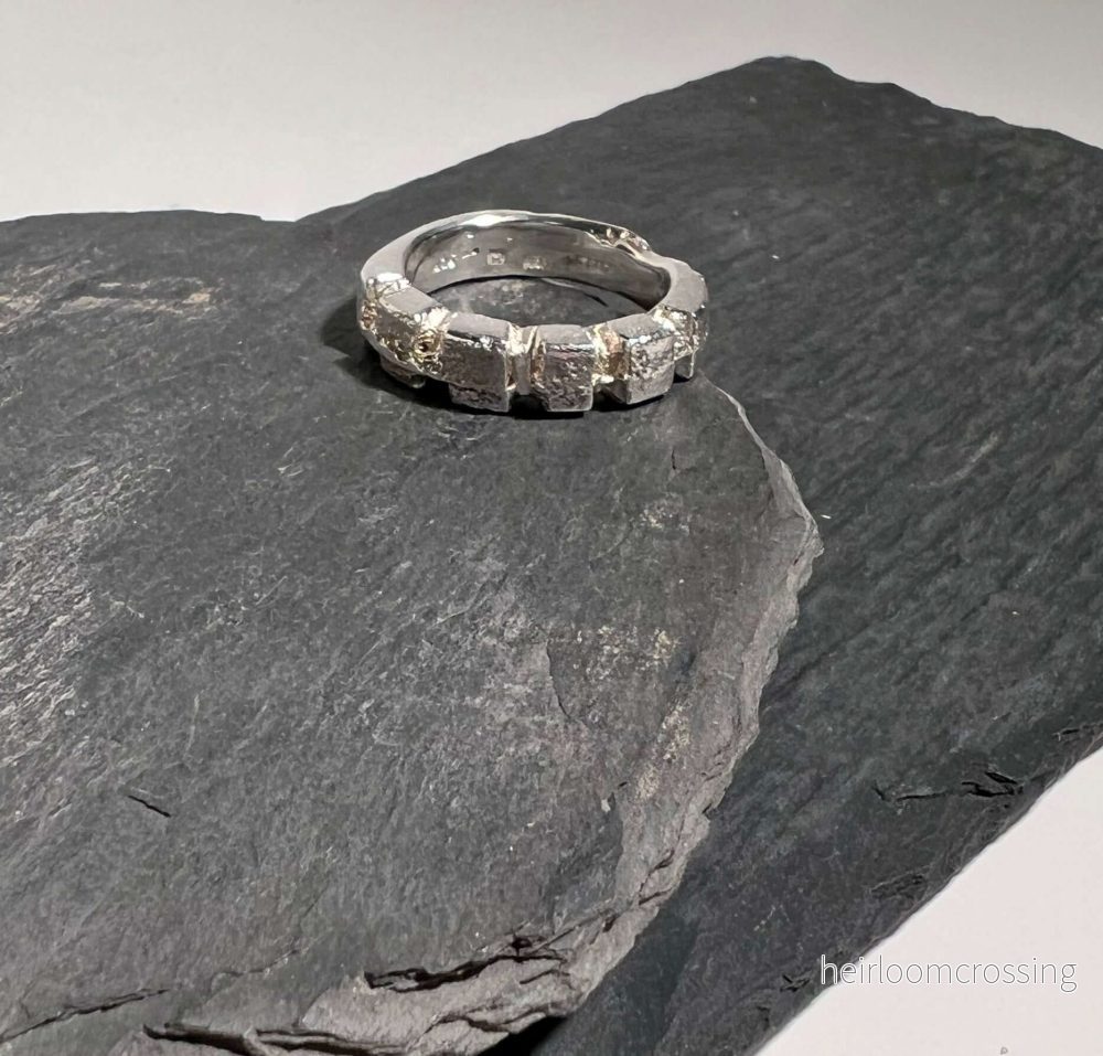 Sandgjuten kraftig silverring Pebbles - Bild 3