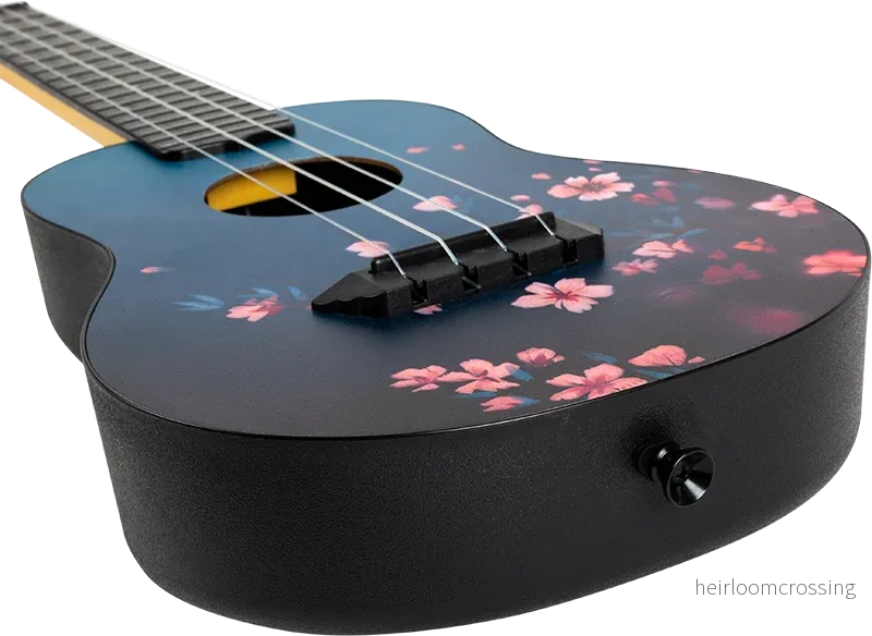 TUC-32 SAKURA Konsert Reseukulele