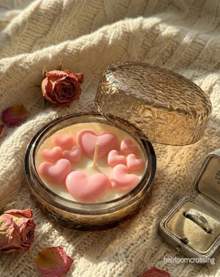 Captured Affection" 3D Pink Heart Amber Candle - Bild 2