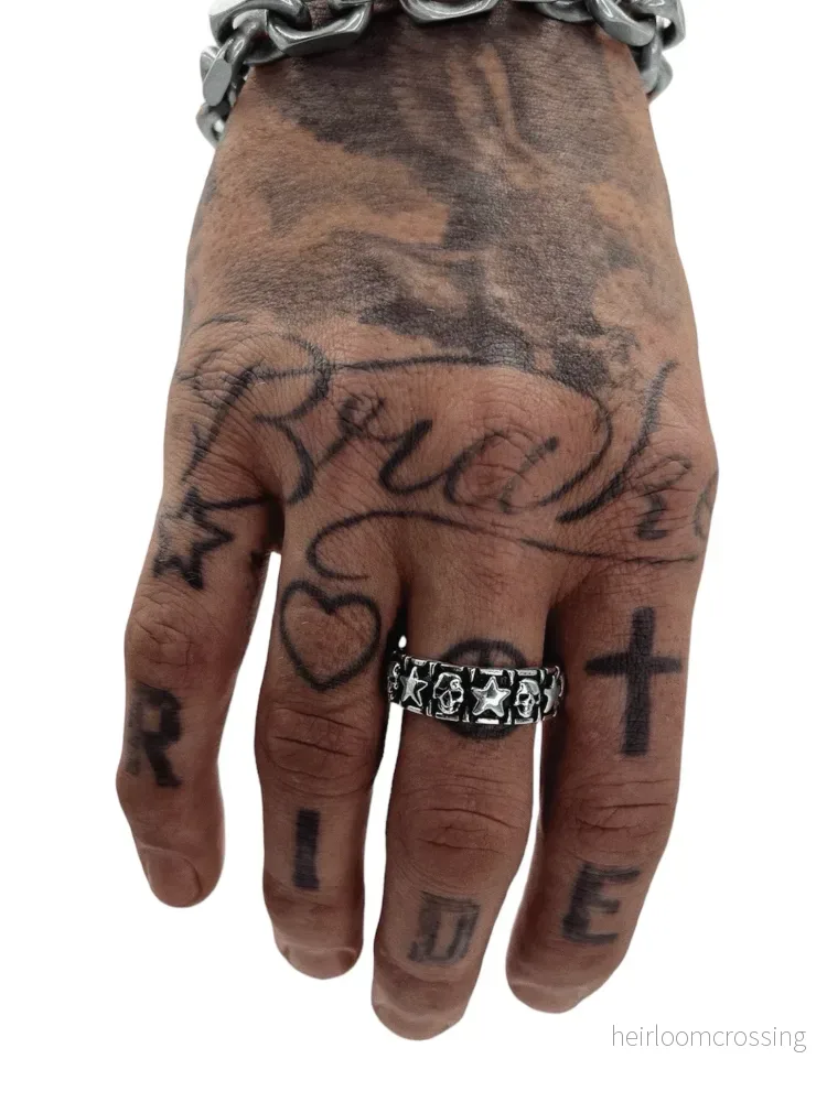 SKULL/STAR RING SKULL/STAR RING