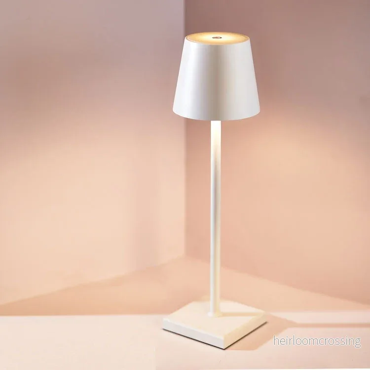 Trådlös uppladdningsbar bordslampa – ScandiGlow