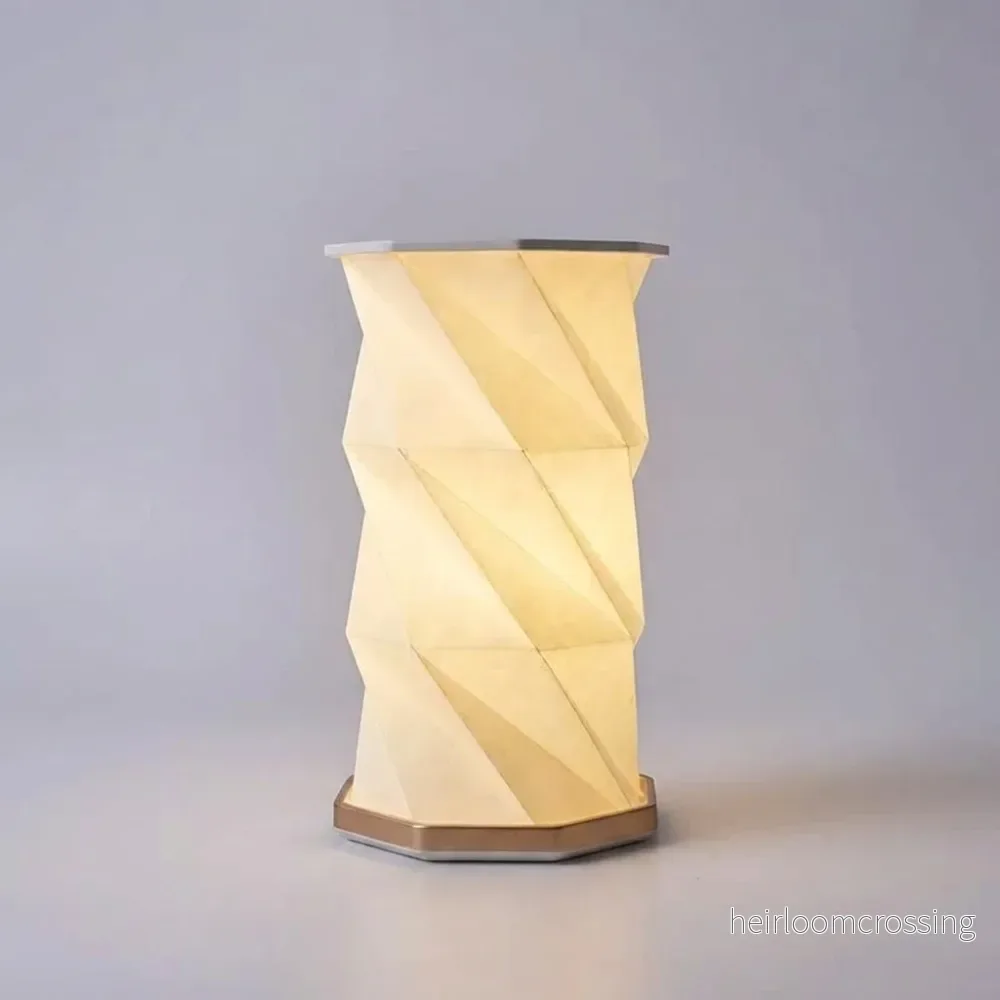 Kompakt, skulptural bordslampa – Auravelle - Bild 2