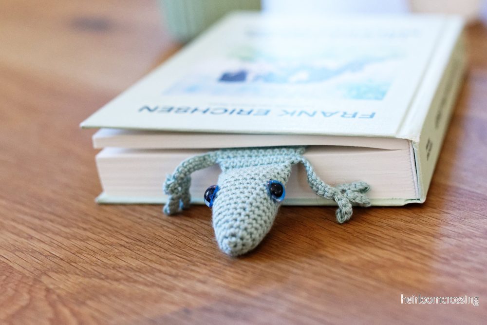 Virkat bokmärke (gecko)