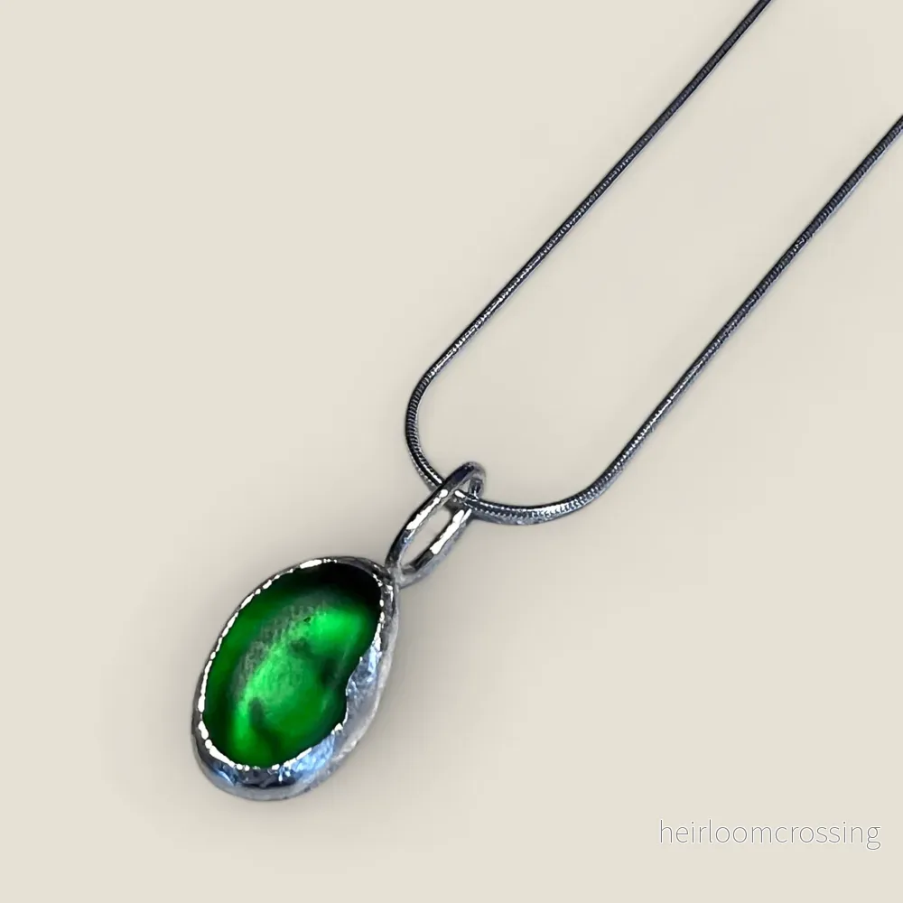 Silverhalsband med strandglas Alg Silverhalsband med strandglas Alg