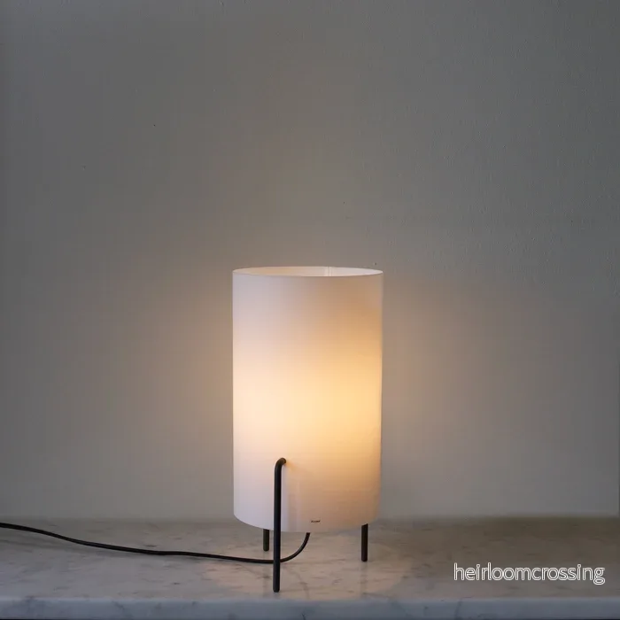 Trefot bordslampa - Bild 2