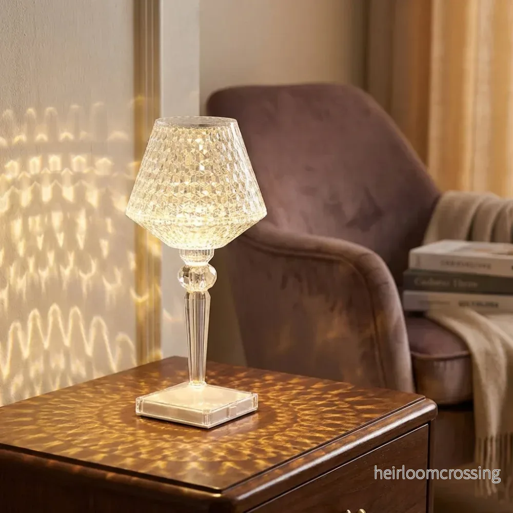 Uppladdningsbar bordslampa i kristallutseende - Crystalor