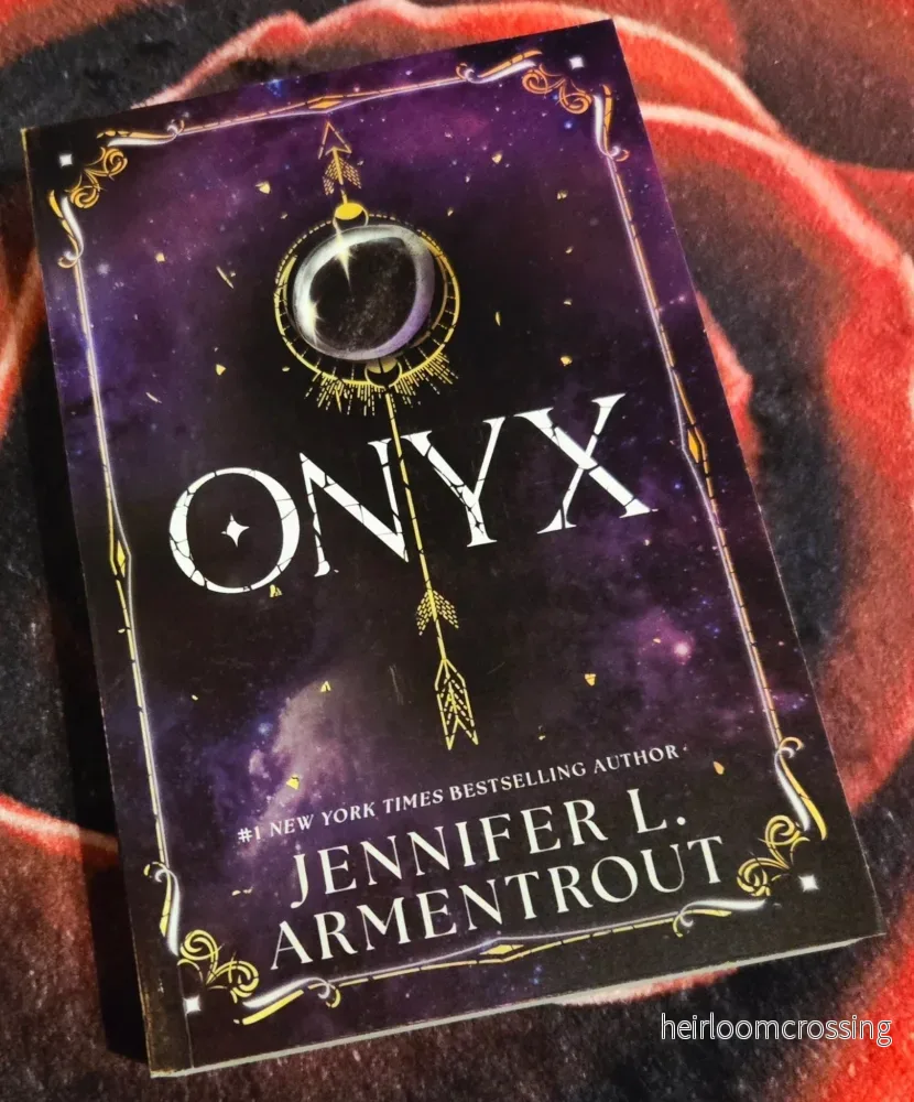 Onyx (Lux #2), by Jennifer L. Armentrout (softback, english edition) Onyx (Lux #2), by Jennifer L. Armentrout (softback, english edition)