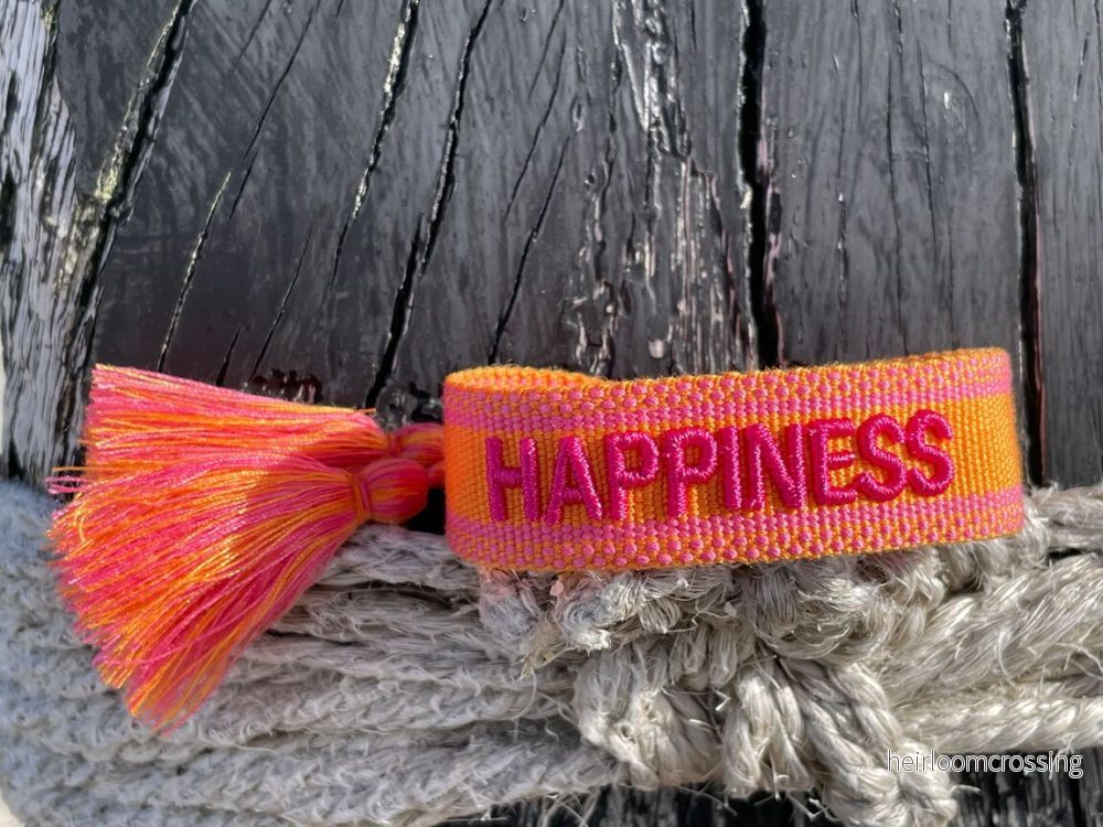 Tygarmband ”Happiness” Tygarmband ”Happiness”