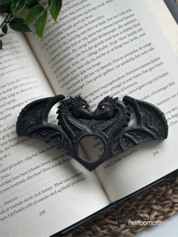Black Dragon Thumbholder