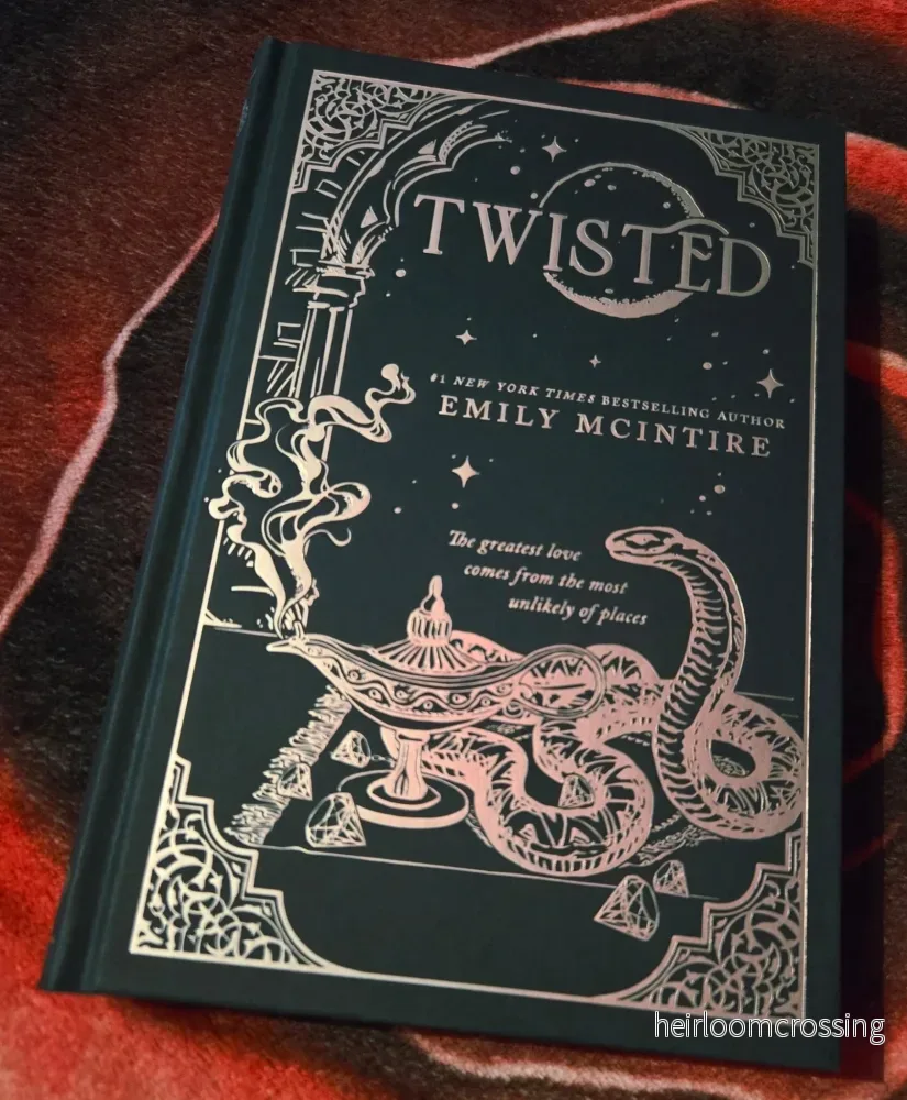 Twisted (Collector’s Edition) (Never After #4), by Emily McIntire (hardback, english edition)