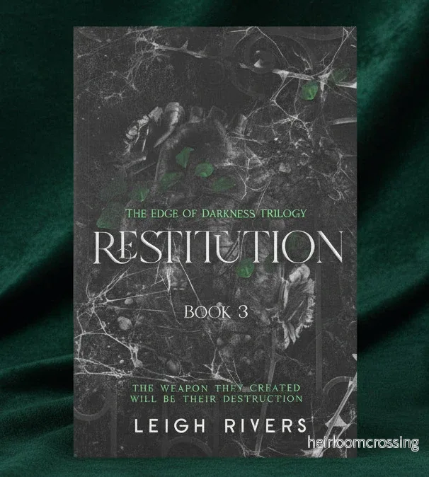 Restitution, Leigh Rivers (pocketutgÄva, engelska)