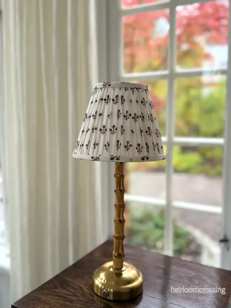 Antibes - Rechargeable Table Lamp (Chesnut Bloom)