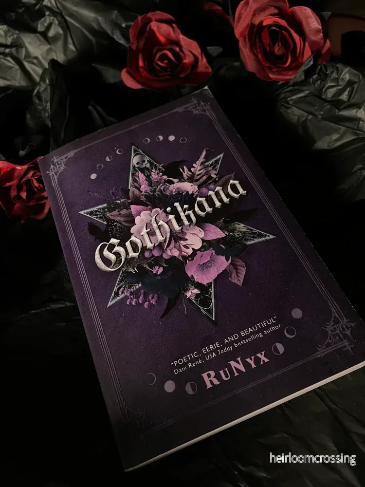 Gothikana, av RuNyx (häftad, engelsk utgåva)