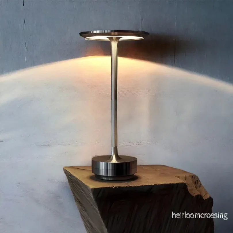 Stämningsfull lyxig bordslampa - LumoVibe - Bild 2