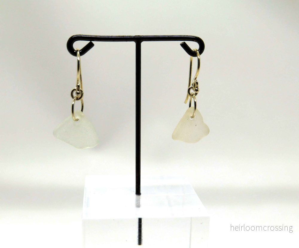 Silverörhängen med strandglas Lovart