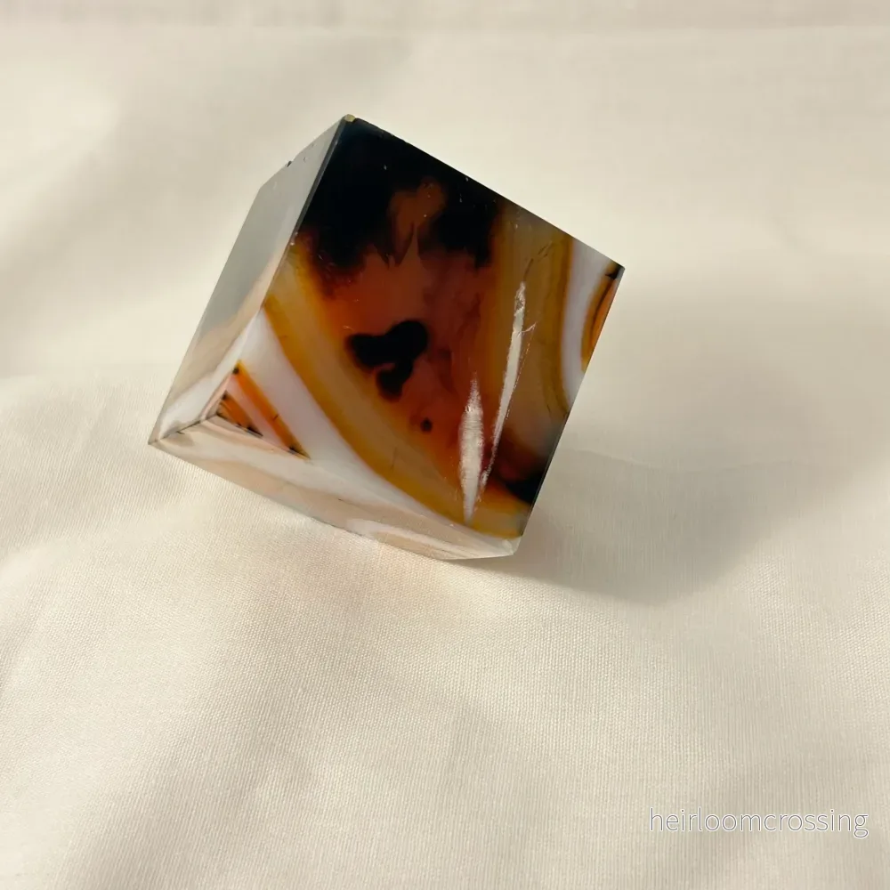 Kub Sardonyx Kub Sardonyx