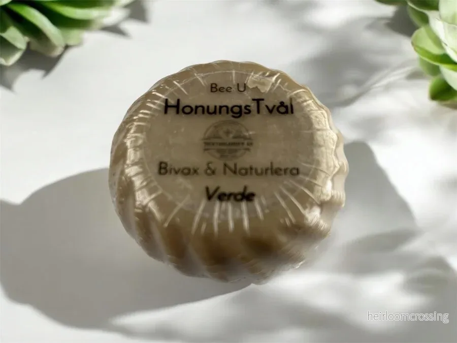 HonungsTvål med Bivax och Naturlera ”Verde” HonungsTvål med Bivax och Naturlera ”Verde”