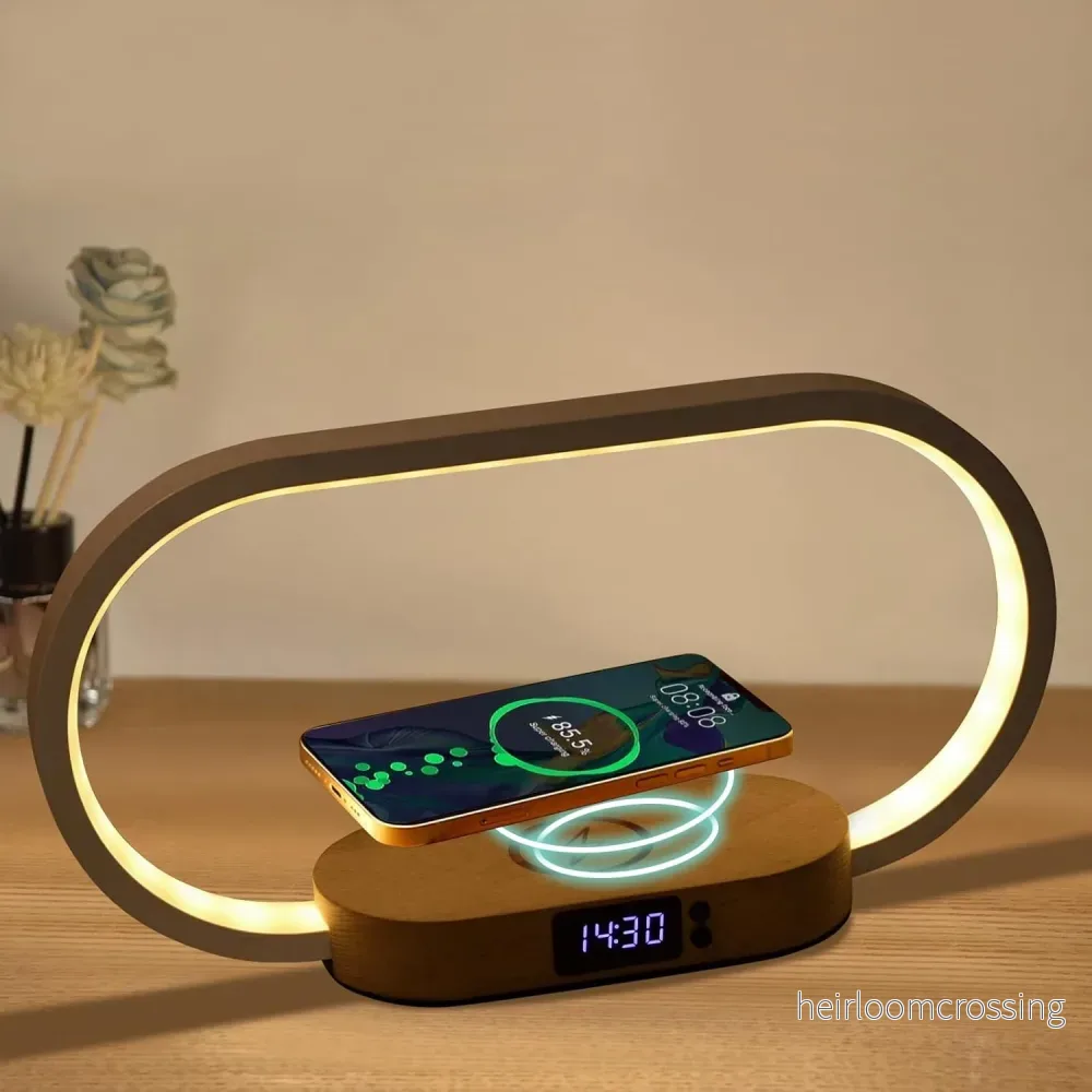 Bordslampa med trådlös laddning och klocka – Lumora Bordslampa med trådlös laddning och klocka – Lumora